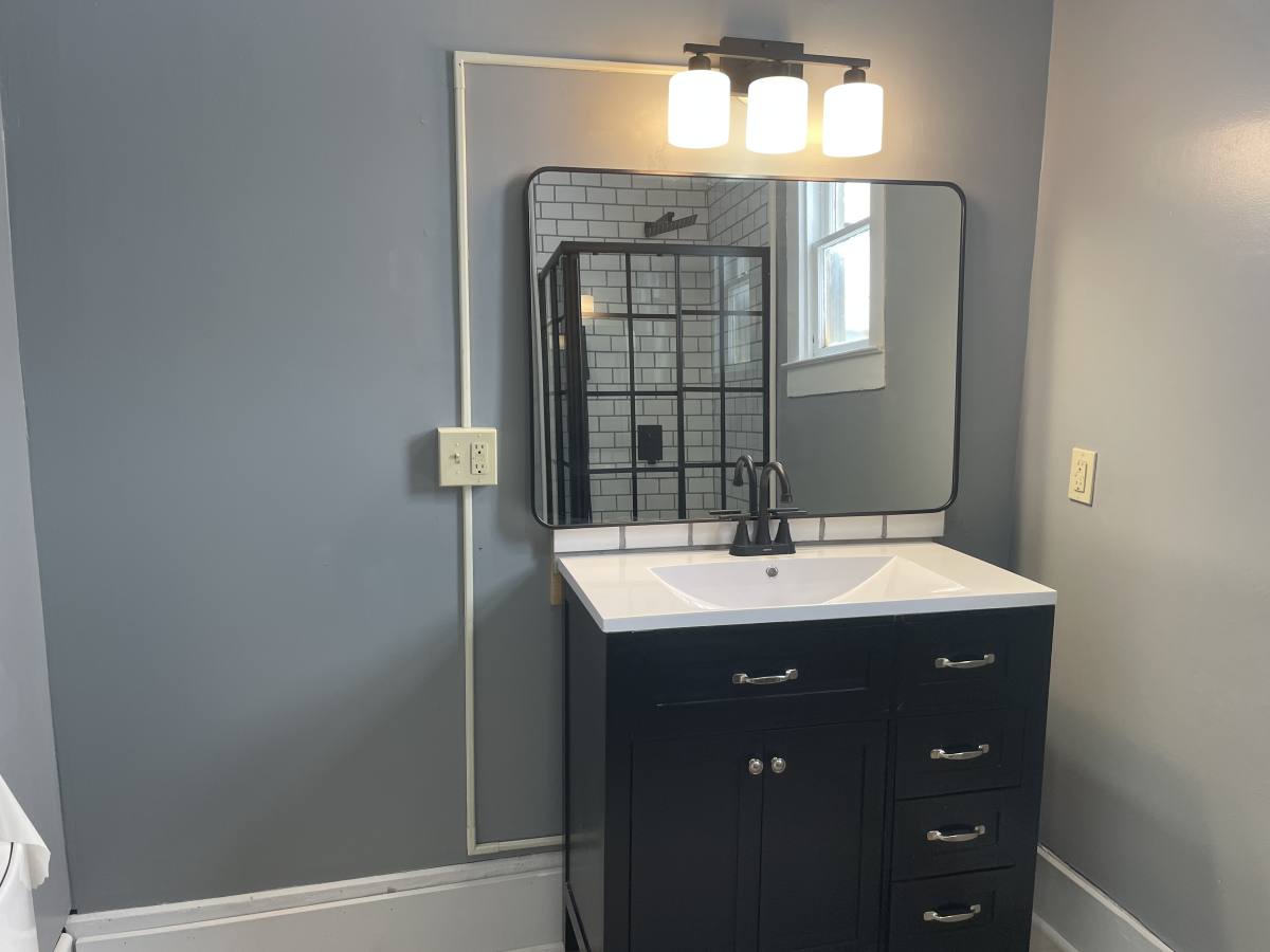 Townhouse for rent at 121 N Russell St, Urbana, OH 43078