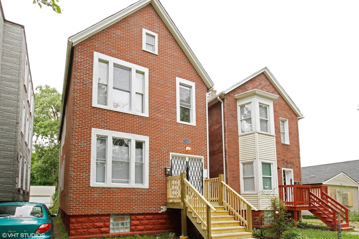 Apartment for rent at 7524 S Ellis Ave, Chicago, IL 60619