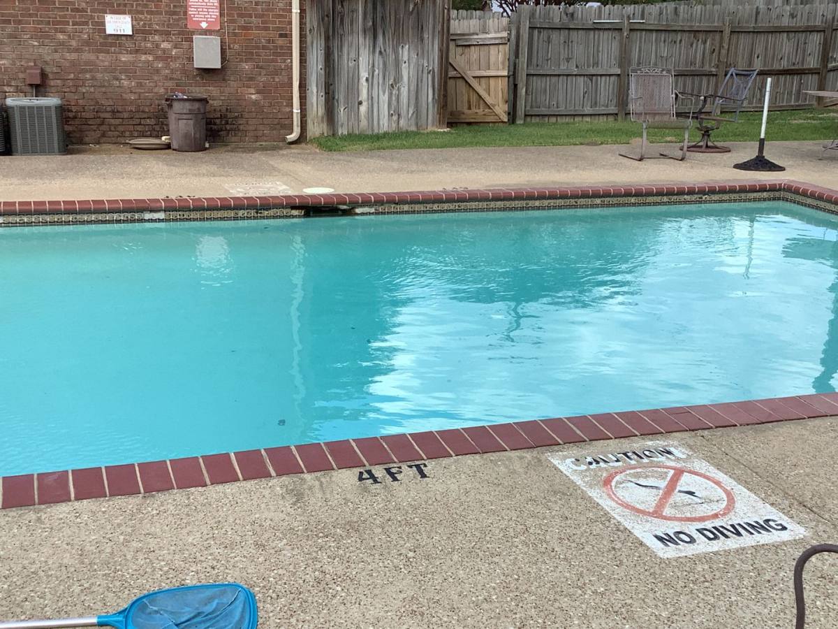 Apartment for rent at 1802 Elm St, Henderson, TX 75652