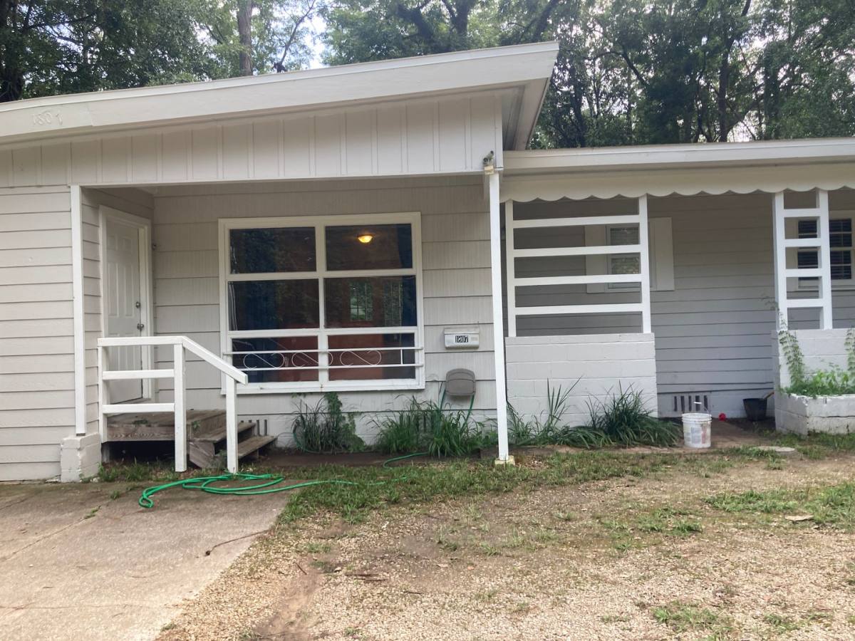 Apartment for rent at 1807 Jackson Bluff Rd, Tallahassee, FL 32304