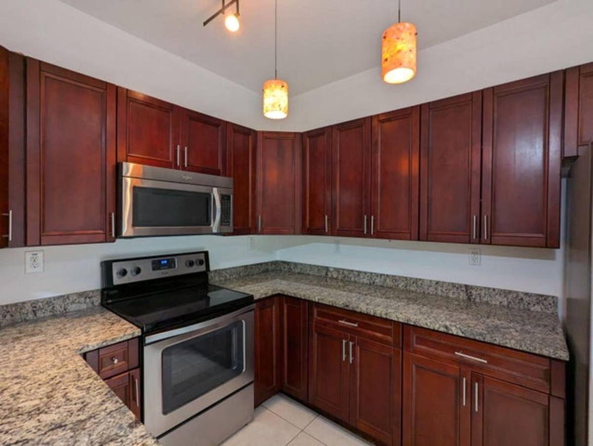 Townhouse for rent at 10781 NW 81st Lane, Miami, FL 33178