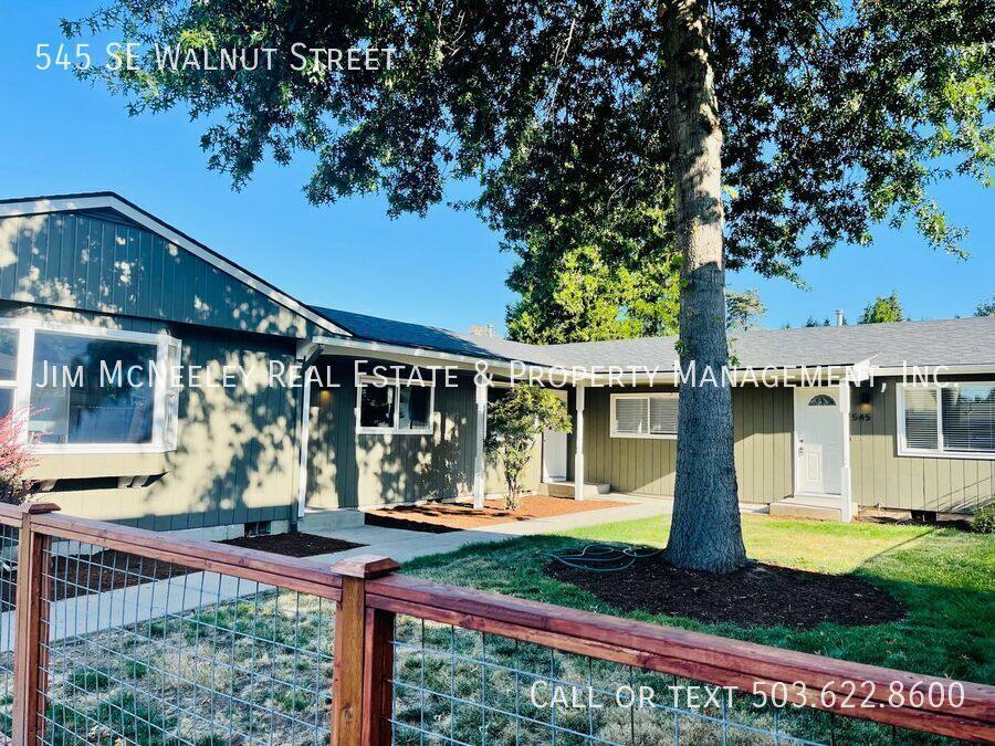 Condo for rent at 545 SE Walnut St, Hillsboro, OR 97123
