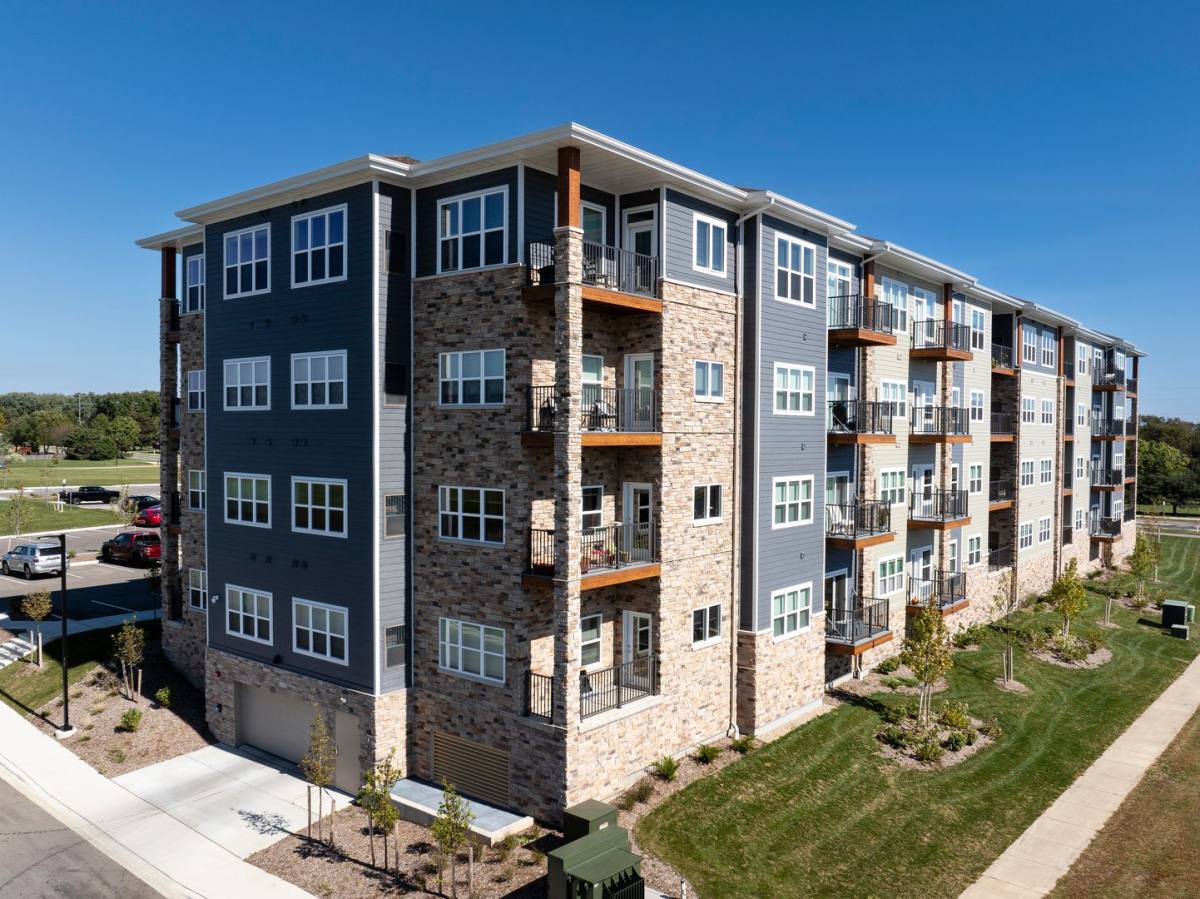 Apartment for rent at 143 Wildwood St, Sun Prairie, WI 53590