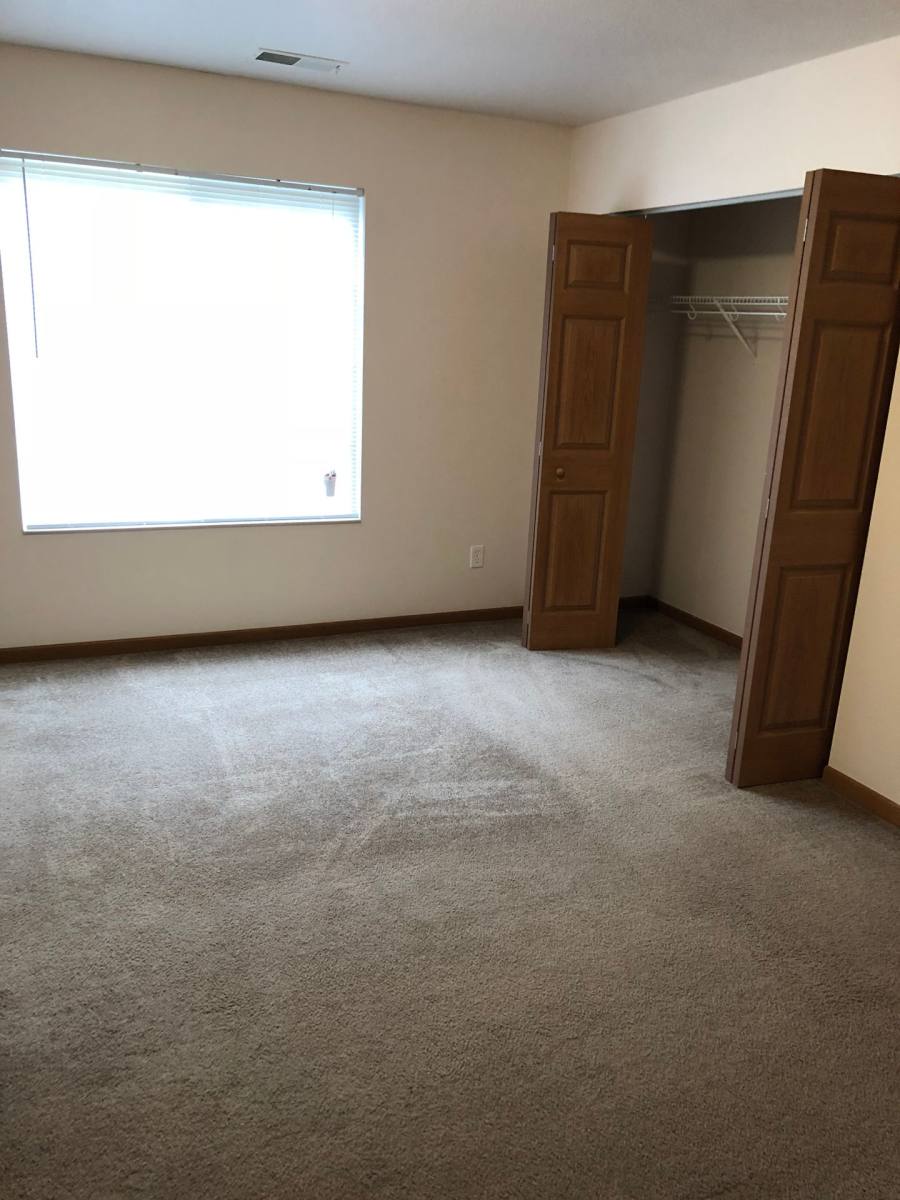 Apartment for rent at 1000 Longbeach Lane, Michigan City, IN 46360
