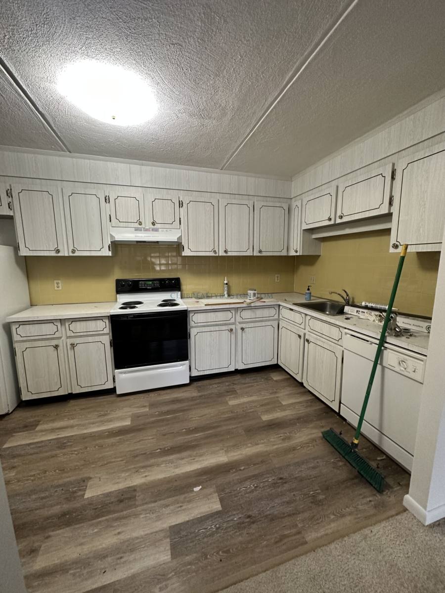 Apartment for rent at 199 Lexington St #26, Auburndale, MA 02466