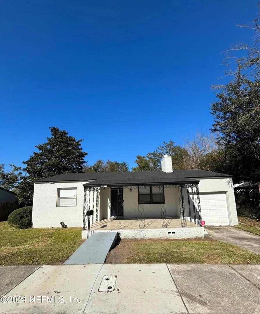 House for rent at 4617 Timuquana Rd, Jacksonville, FL 32210