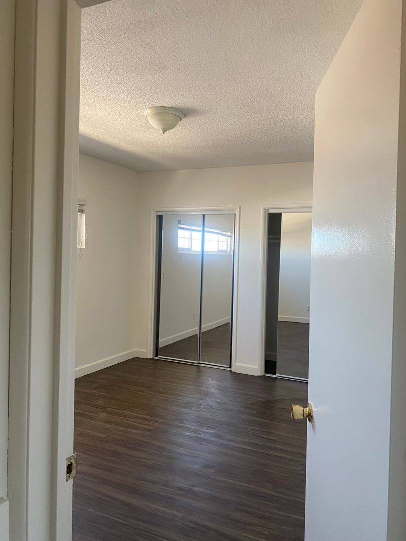 Apartment for rent at 25924 Viana Ave, Lomita, CA 90717