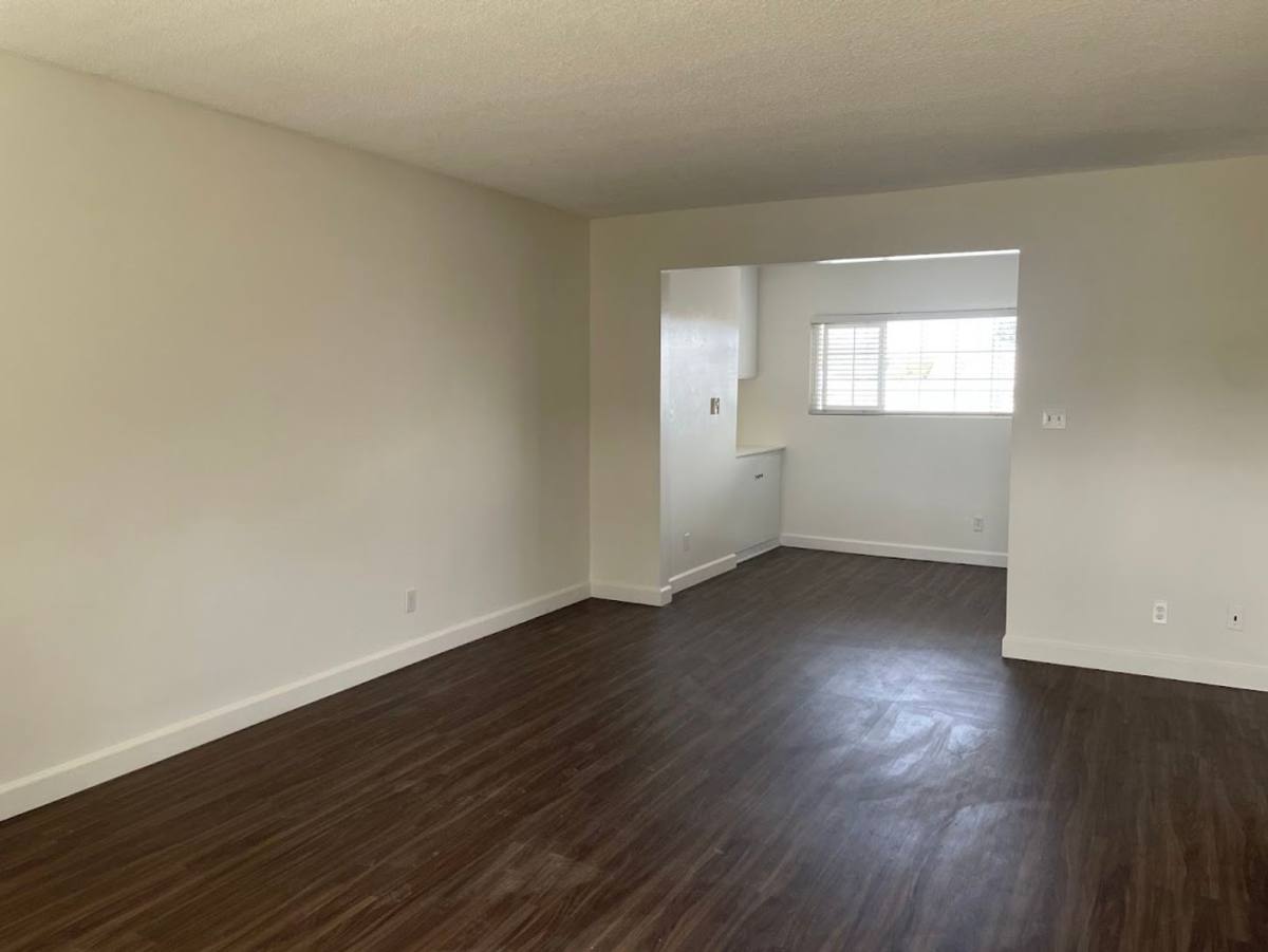 Apartment for rent at 25924 Viana Ave, Lomita, CA 90717