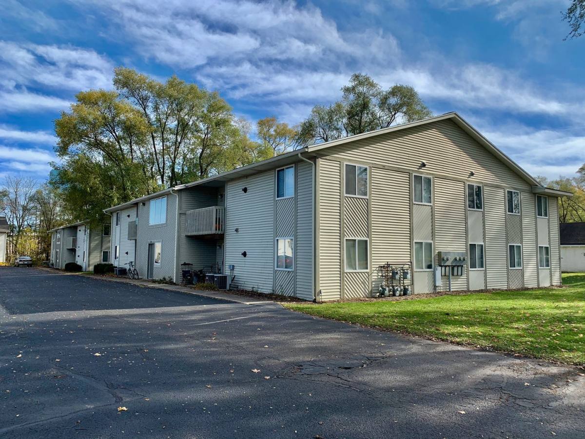 Apartment for rent at 532 Mill St, Wayland, MI 49348