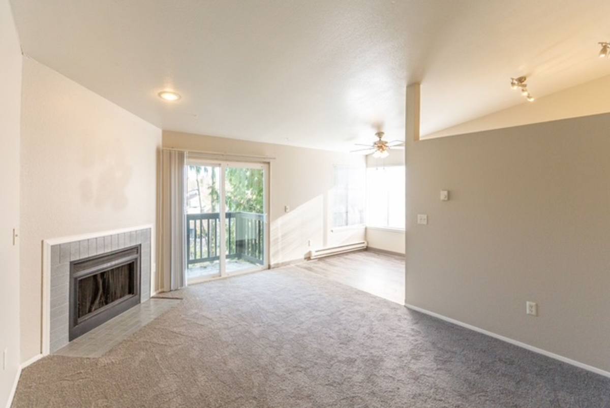 Apartment for rent at Aerohaven, 1020 112th St SW, Everett, WA 98204