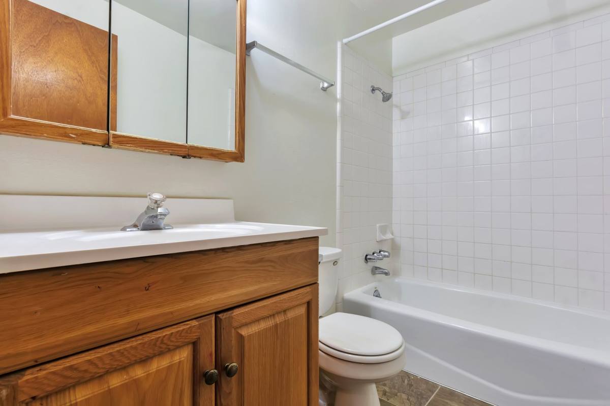Townhouse for rent at 1875 W 7865 S, West Jordan, UT 84088