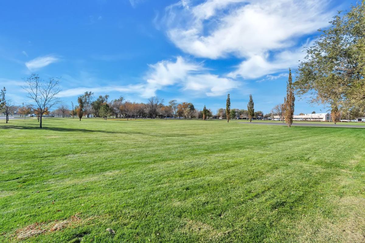 Townhouse for rent at 1875 W 7865 S, West Jordan, UT 84088