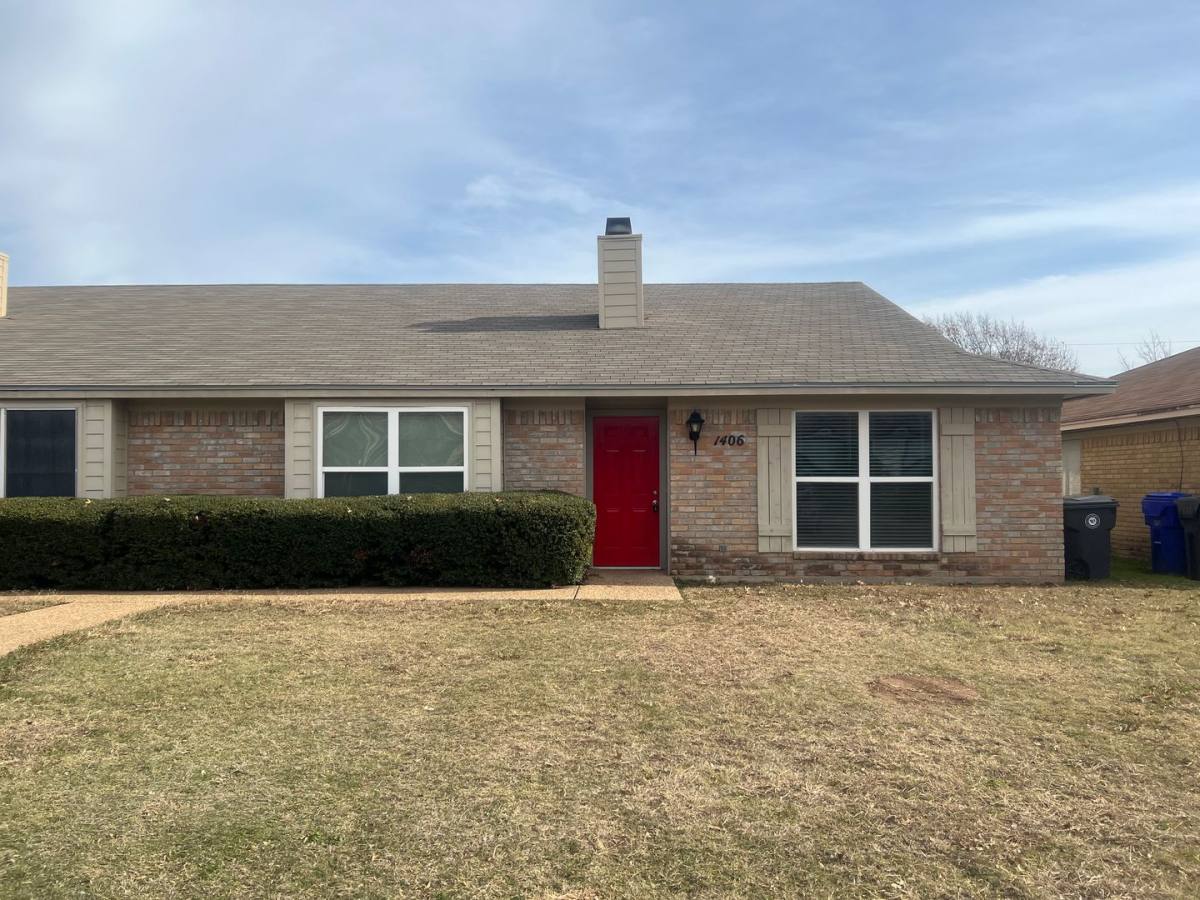 House for rent at 1406 Chapel Downs Rd, Woodway, TX 76712