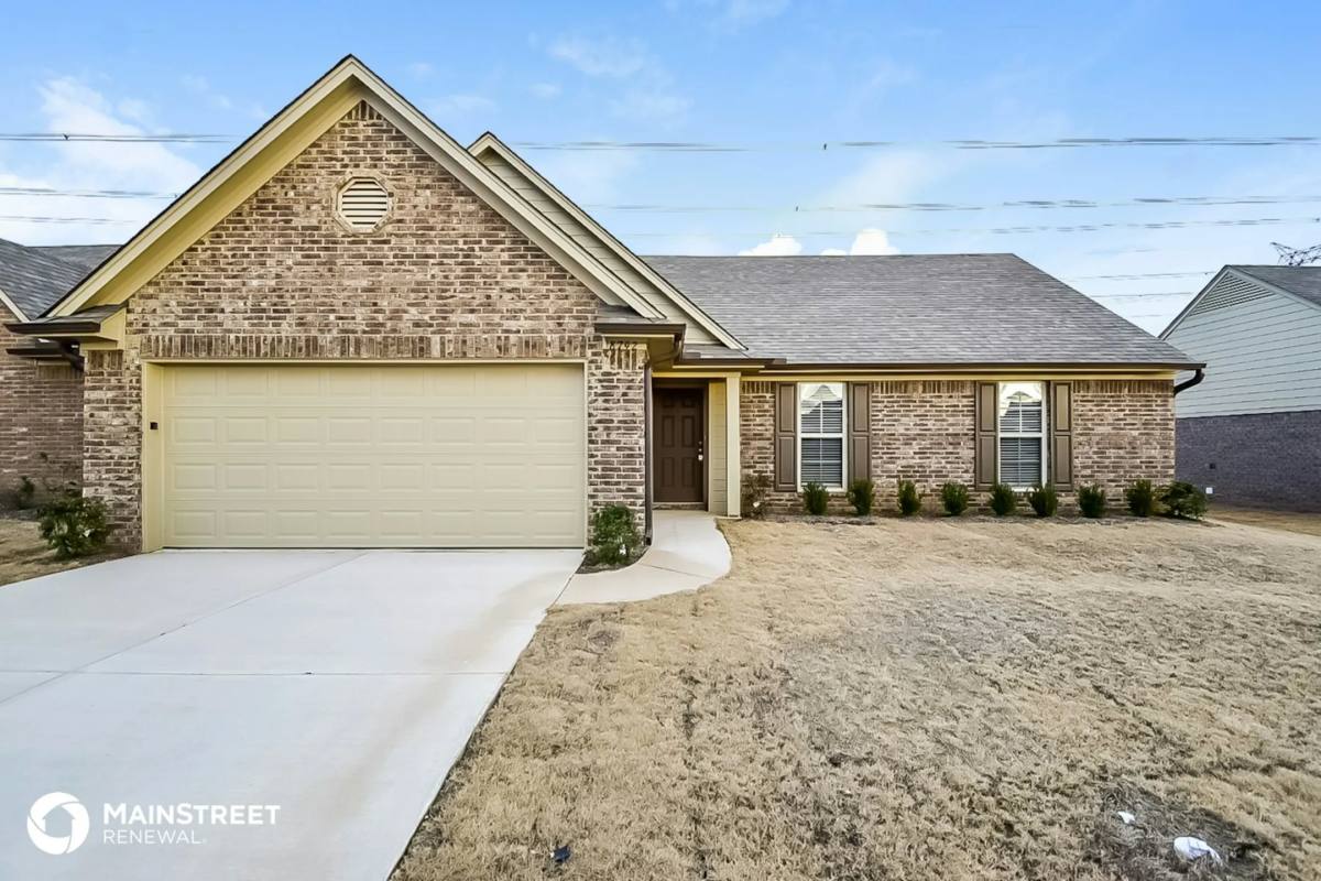 House for rent at 8792 Smith Ranch Dr, Southaven, MS 38671