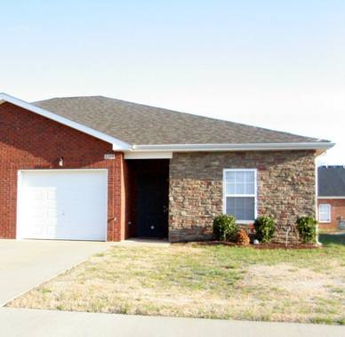 Apartment for rent at 108-169 Maureen Dr, Clarksville, TN 37043