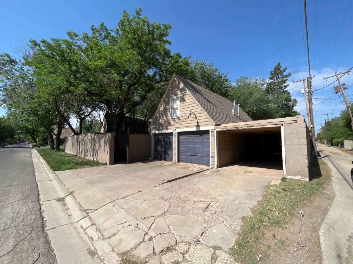 Apartment for rent at 3002 21st St, Lubbock, TX 79410