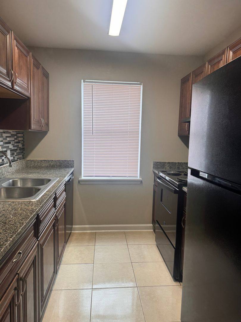 Apartment for rent at 5709 Electra Lane, Charlotte, NC 28212