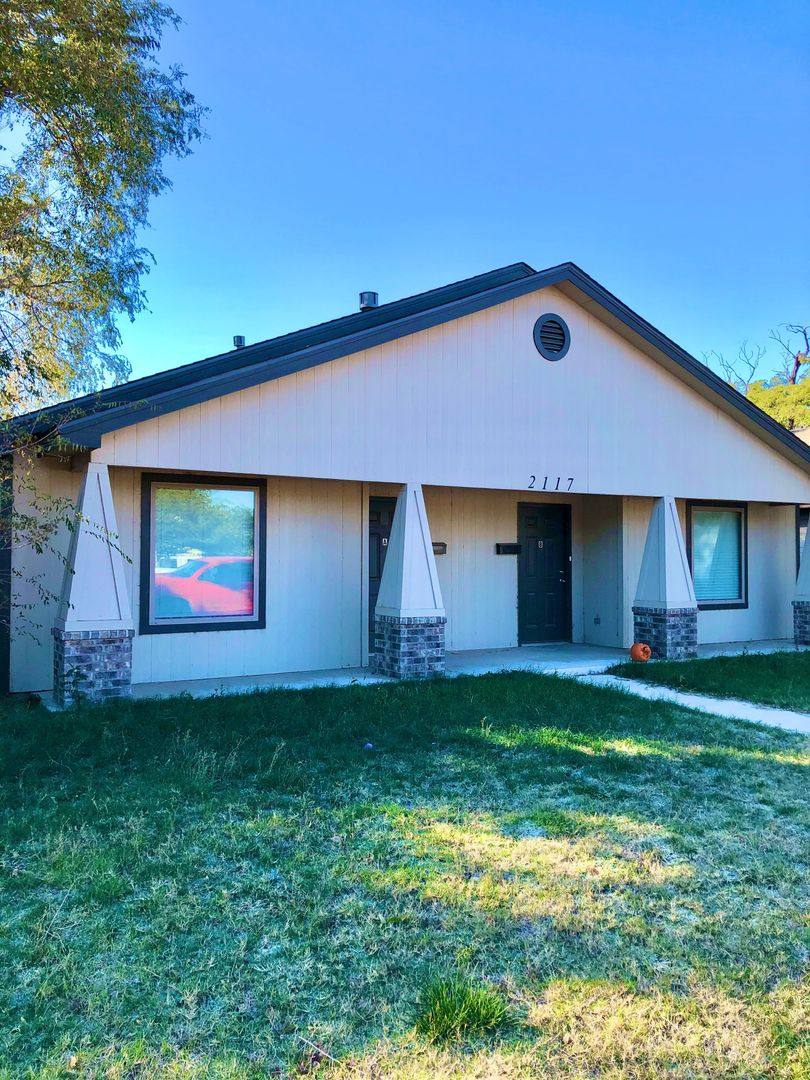 Apartment for rent at 2117 14th St, Lubbock, TX 79401