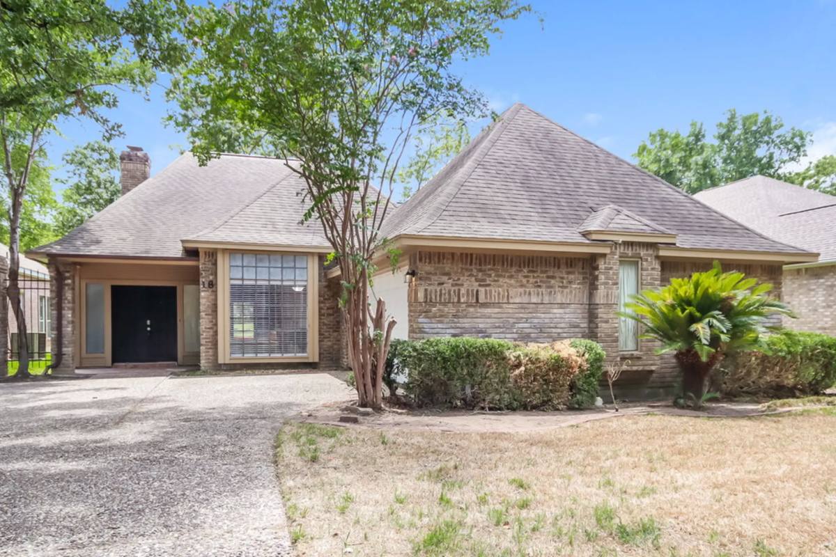 House for rent at 18 Laguna Rd, Montgomery, TX 77356