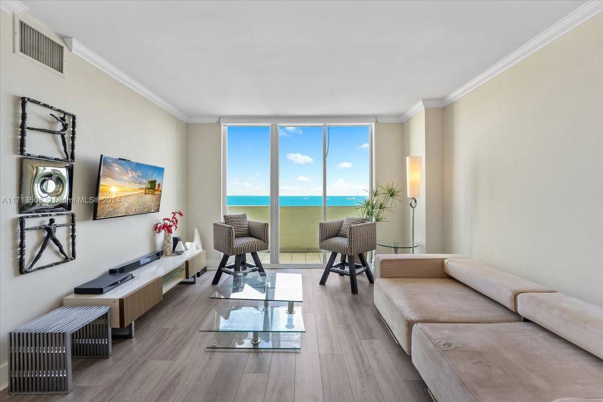 Condo for rent at 90 Alton Rd, Miami Beach, FL 33139