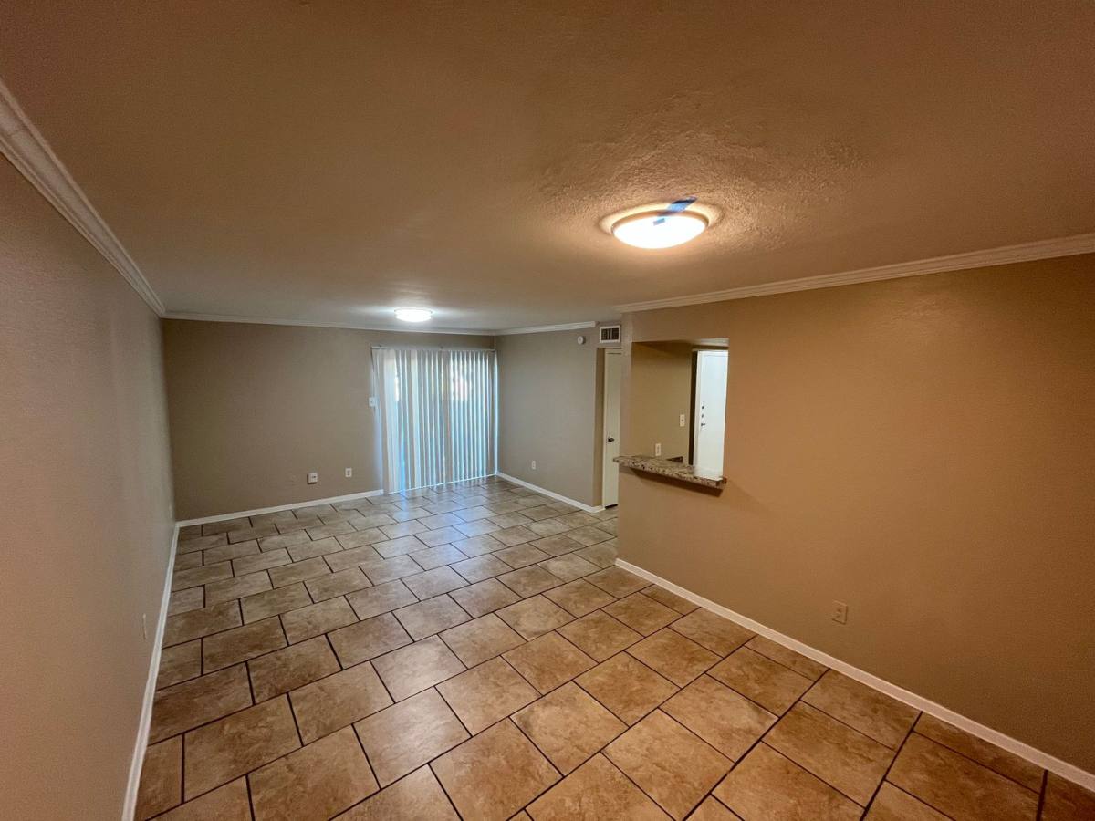 Spanish Ridge, 8039 Chariot Dr, Dallas, TX 75227 - Apartment for Rent - Image 5