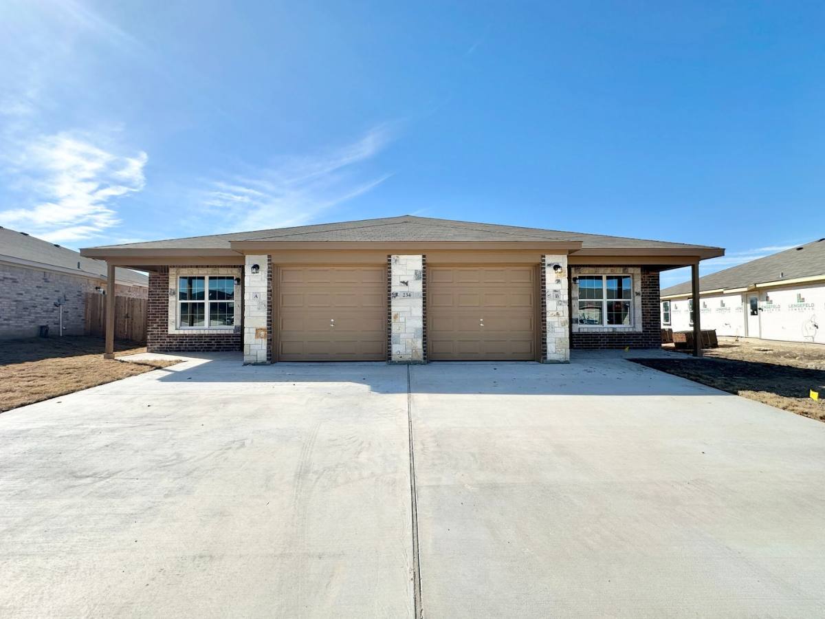 Townhouse for rent at 234 B Dolphin Dr, Temple, TX 76501