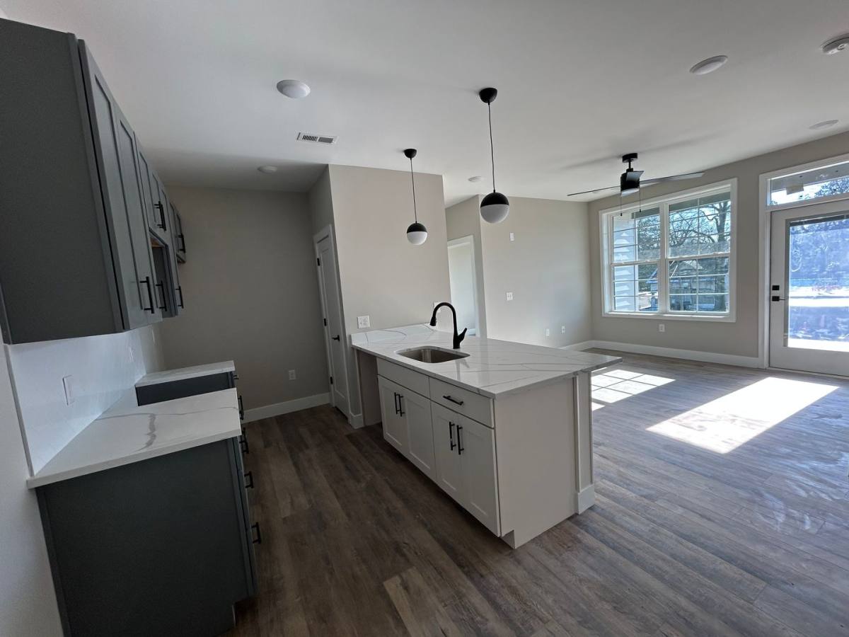 Apartment for rent at 4701 Forest Hill Ave, Richmond, VA 23225