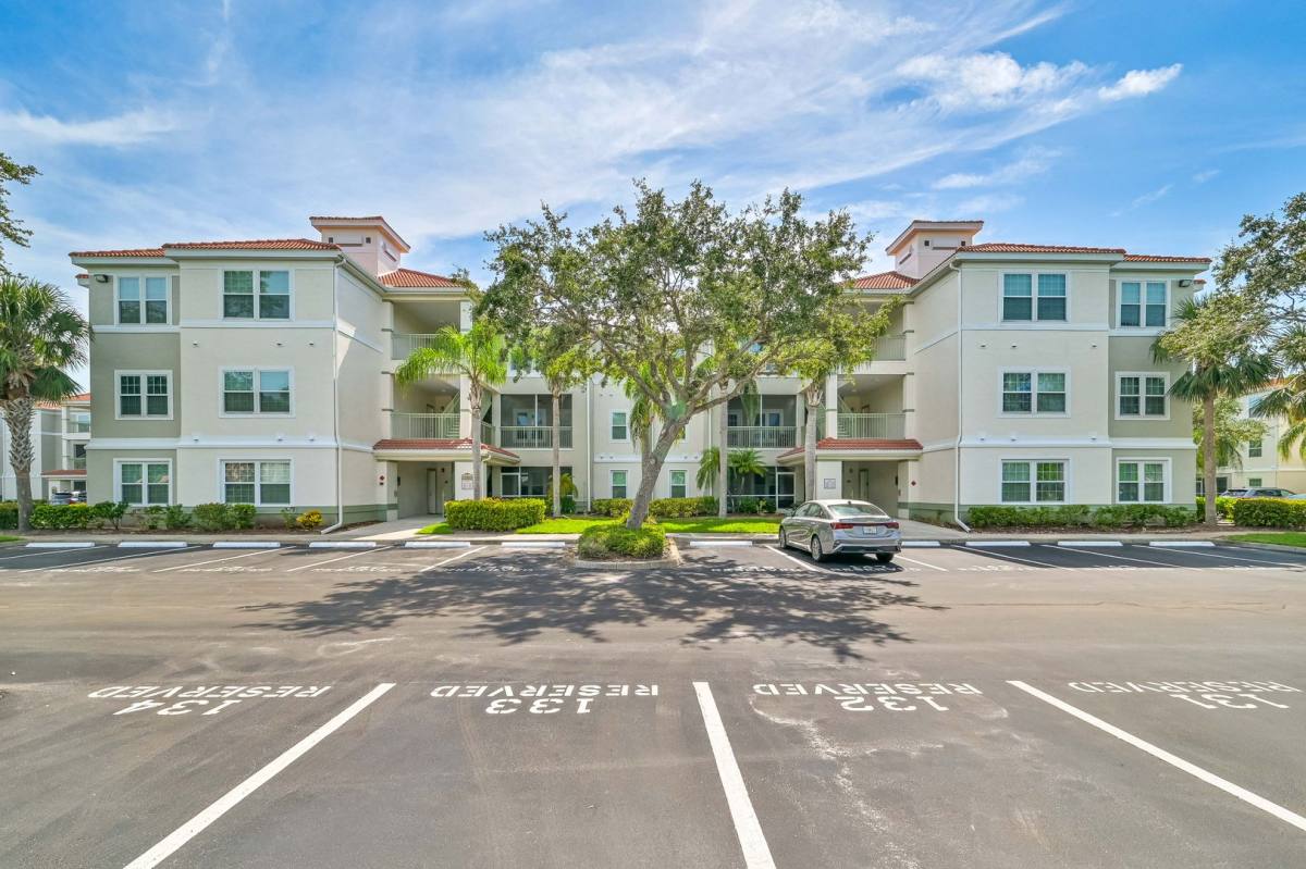 Condo for rent at 23660 Walden Center Dr, Bonita Springs, FL 34134