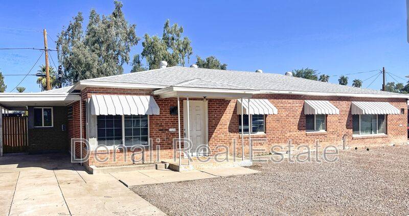 Apartment for rent at 340 E Virginia Circle, Phoenix, AZ 85004
