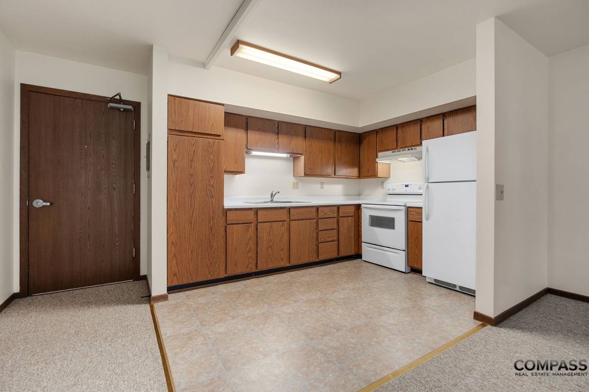 Apartment for rent at 610 Gray St, Eau Claire, WI 54701
