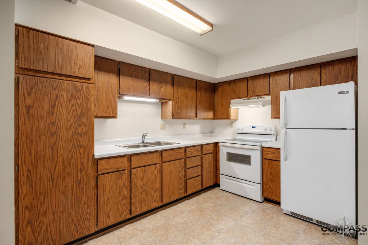 Apartment for rent at 610 Gray St, Eau Claire, WI 54701