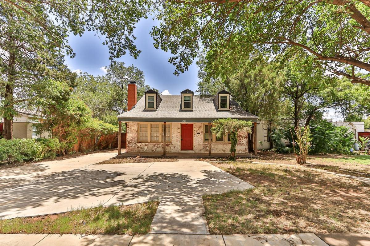 Apartment for rent at 2513 21st St, Lubbock, TX 79410