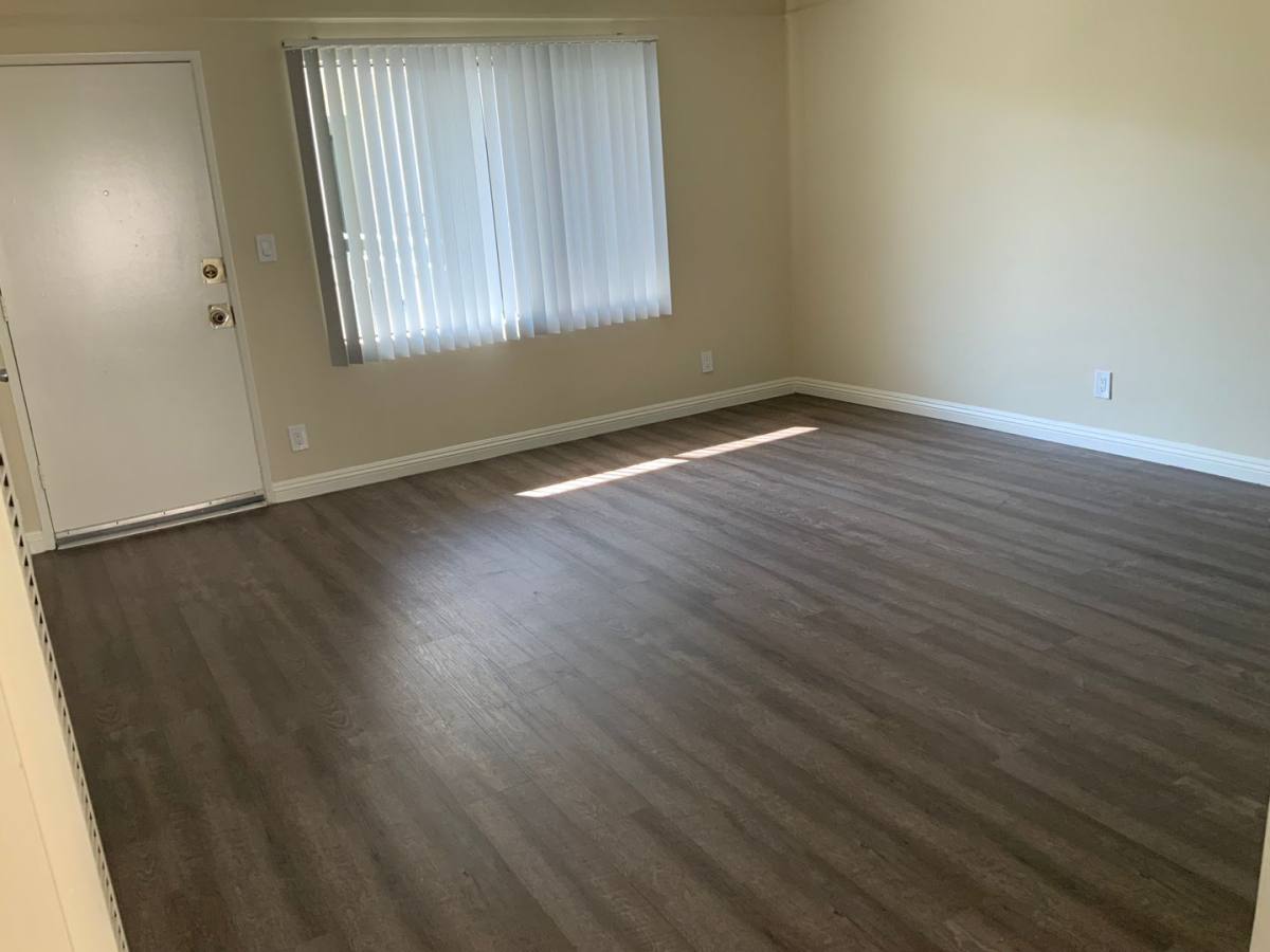 Apartment for rent at 17841 Lassen St, Northridge, CA 91325