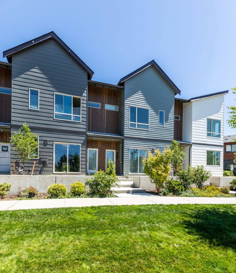 32754 Ten Trails Parkway SE, Black Diamond, WA 98010