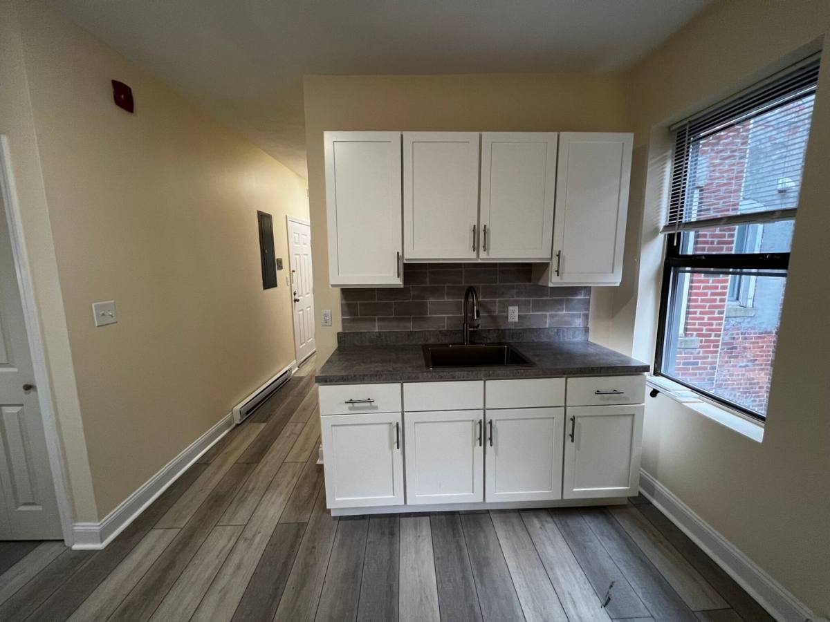Apartment for rent at 891 Huntington Ave #2E, Boston, MA 02115