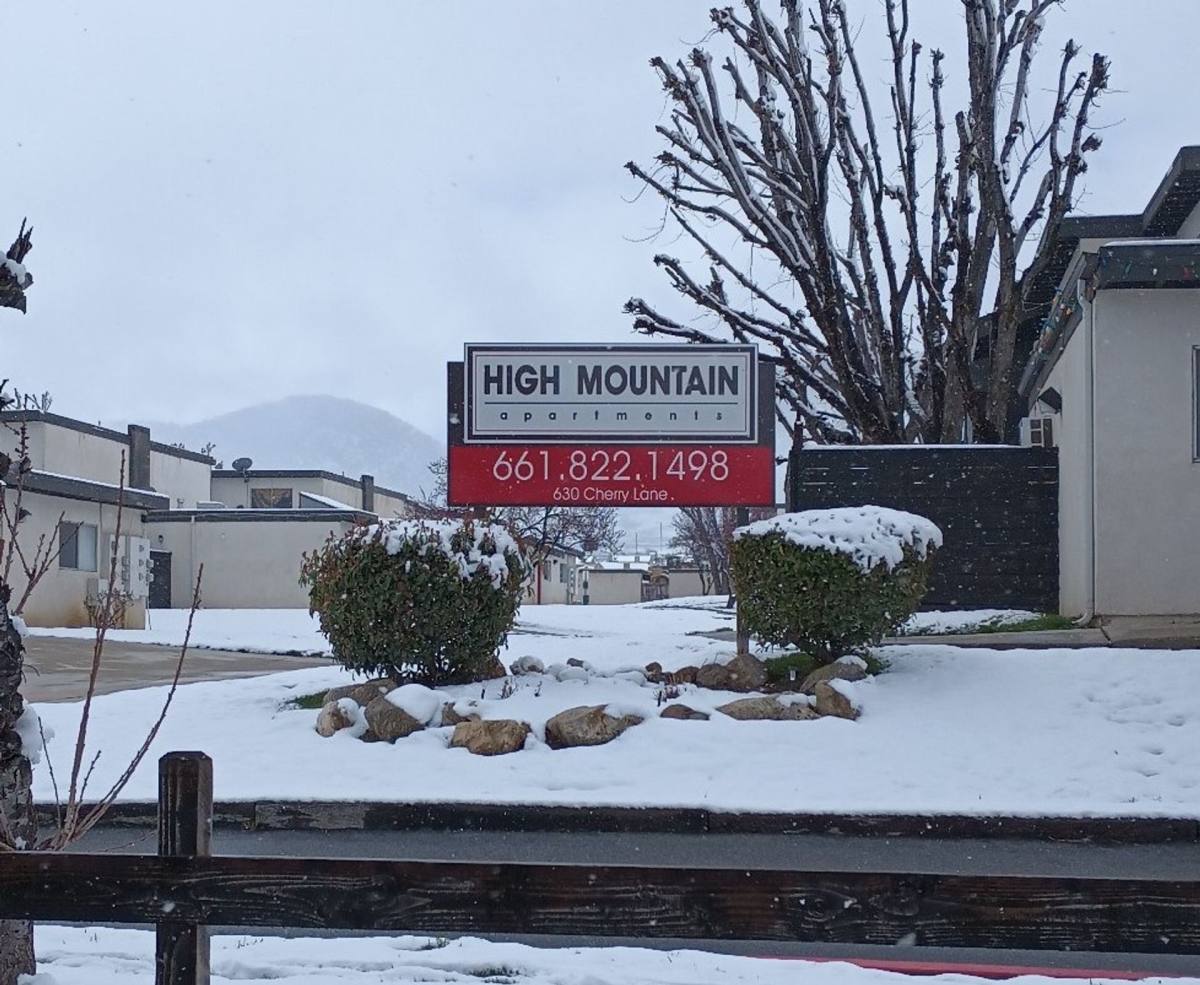 Apartment for rent at 630 Cherry Lane, Tehachapi, CA 93561