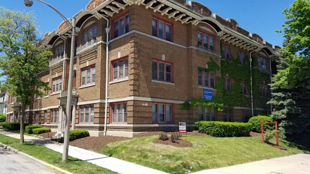 Apartment for rent at 1720 E Newport Ave, Milwaukee, WI 53211