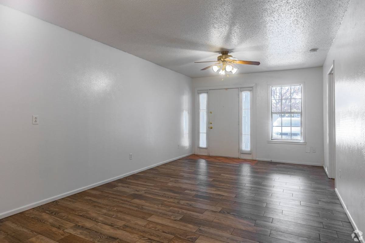 Apartment for rent at 4110 17th St, Lubbock, TX 79416