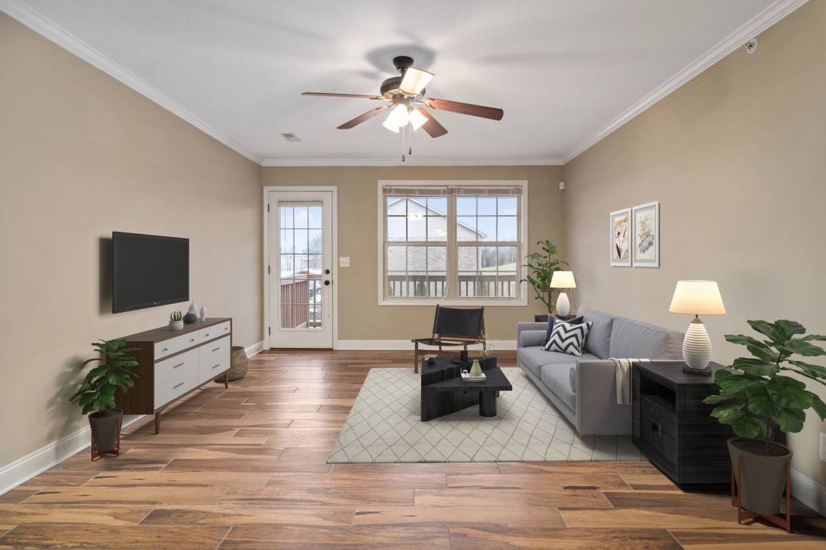 Apartment for rent at 1870 Memorial Dr, Clarksville, TN 37043