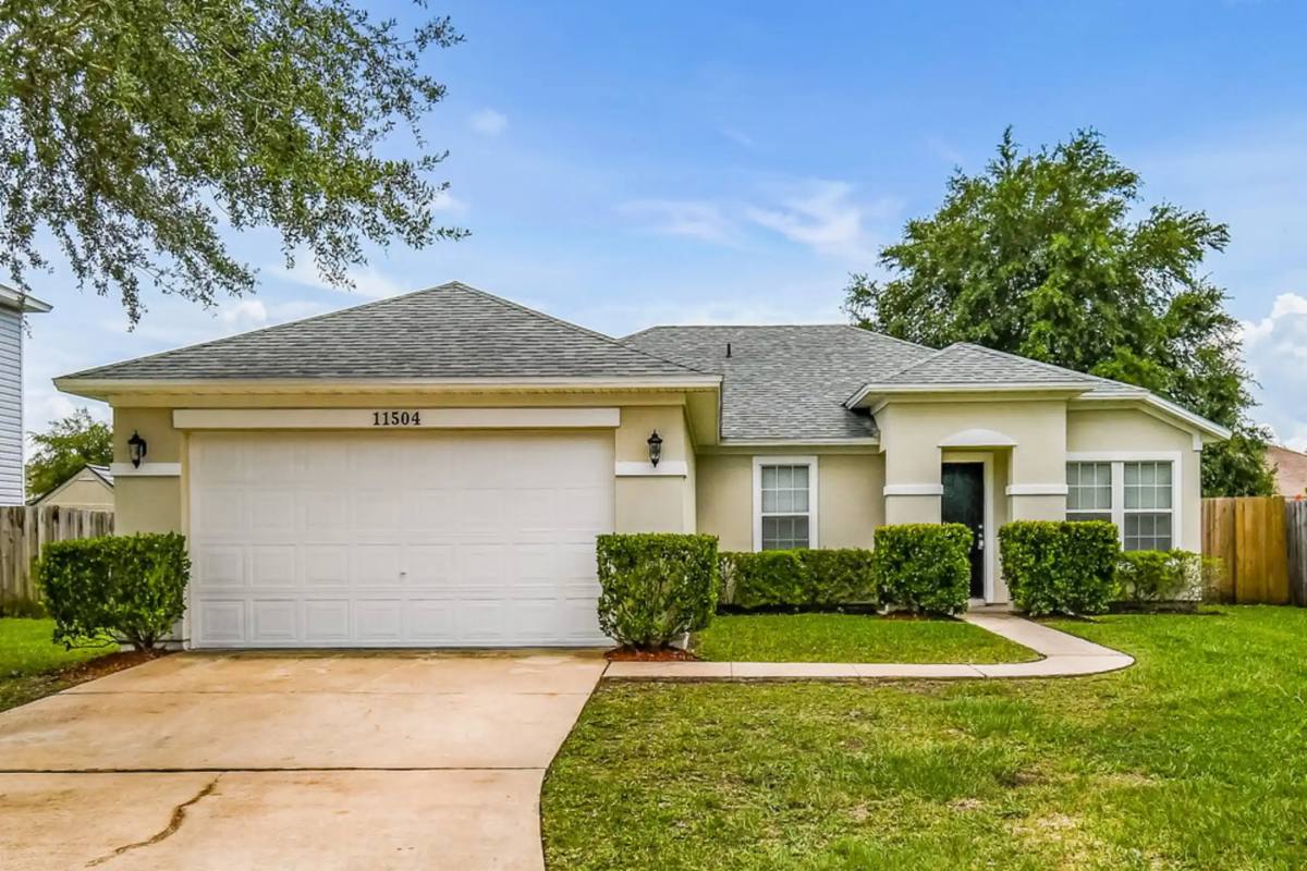 House for rent at 11504 Bonnie Lakes Court, Jacksonville, FL 32221