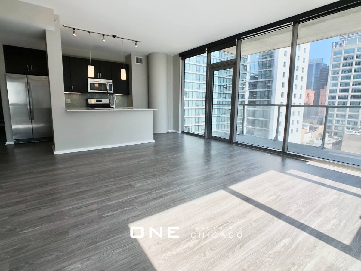 Apartment for rent at 117 N Desplaines #4, Chicago, IL 60661