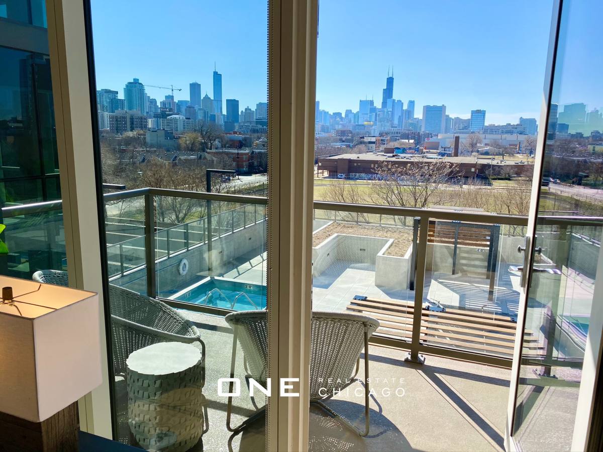 Apartment for rent at 633 W N #2, Chicago, IL 60610