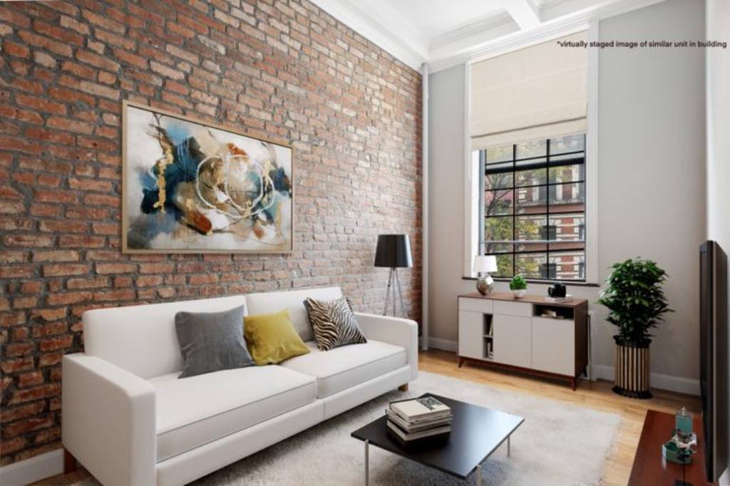 Apartment for rent at 221 E 11th St, New York, NY 10003