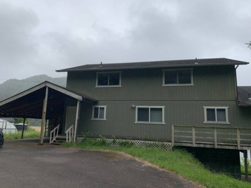 Townhouse for rent at 15791 Lower Smith River St #A, Reedsport, OR 97467