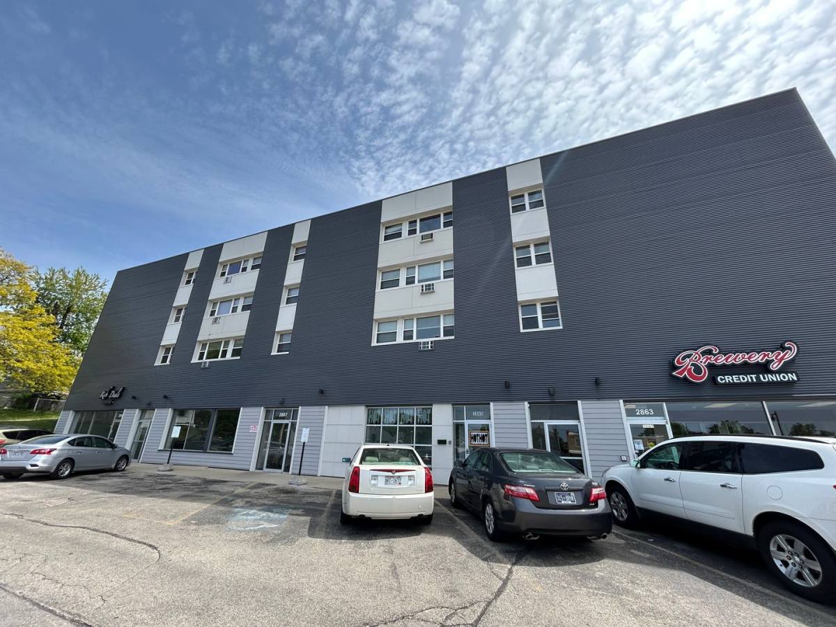 Apartment for rent at 2867 S Kinnickinnic Ave, Milwaukee, WI 53207