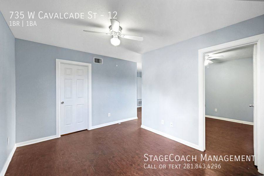 Apartment for rent at 735 W Cavalcade St #12, Houston, TX 77009