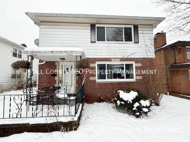Apartment for rent at 1764 Liberty Dr, Akron, OH 44313