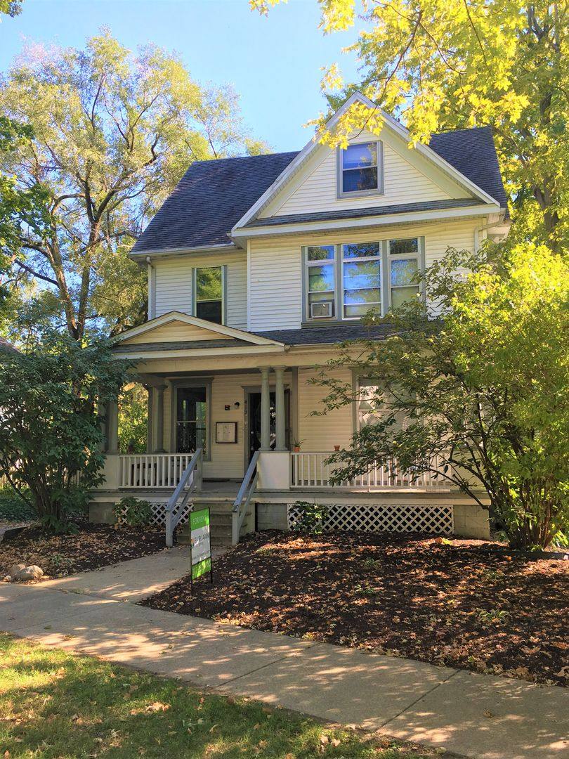 Apartment for rent at 413 W Main St, Urbana, IL 61801