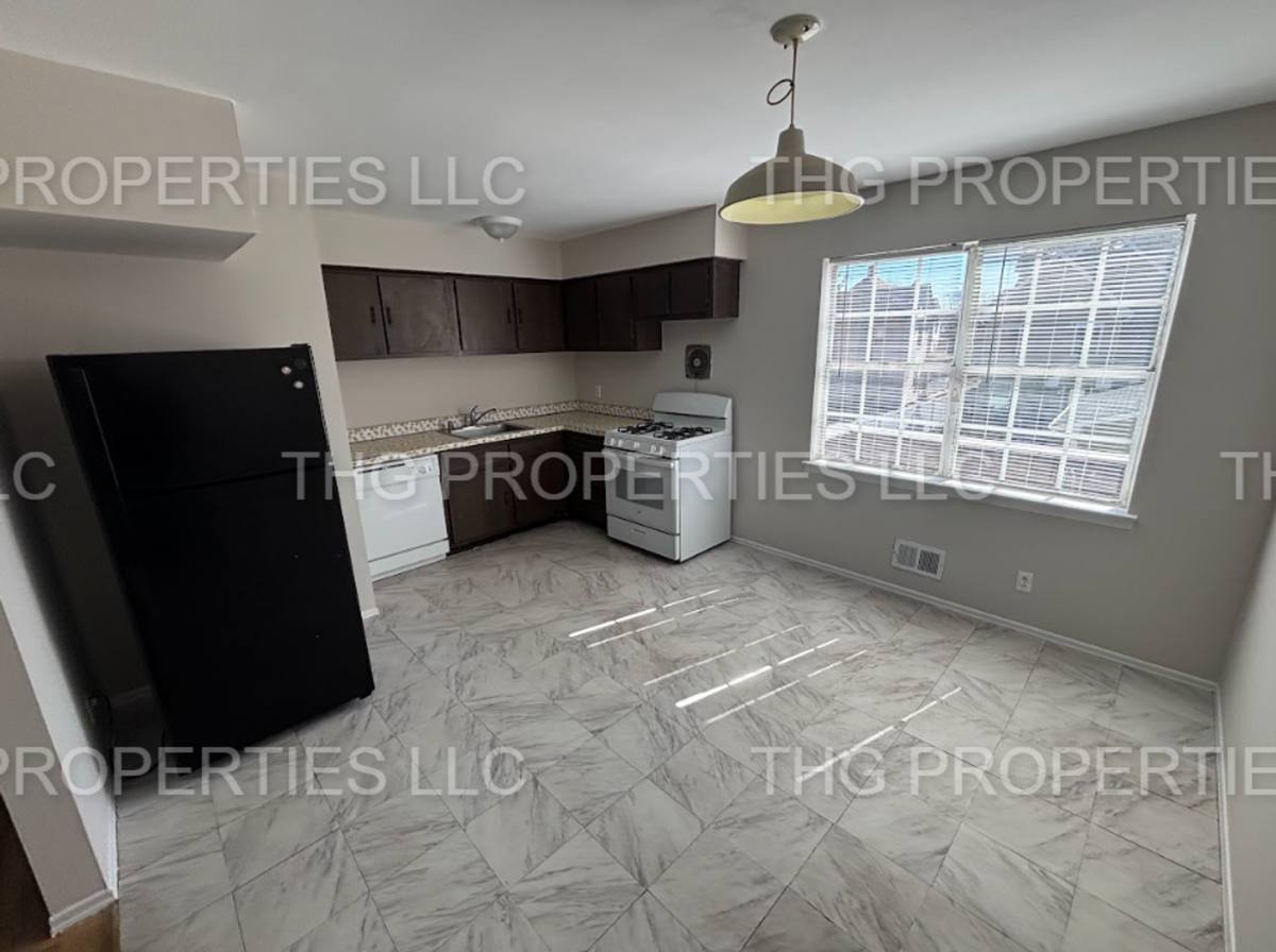 Apartment for rent at 532-538 E Front St, Plainfield, NJ 07060