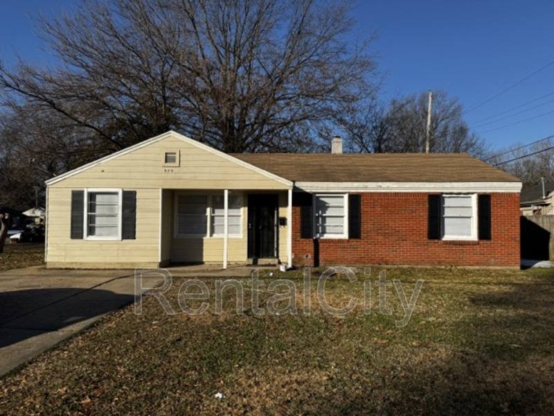 House for rent at 939 Avon Rd, Memphis, TN 38122